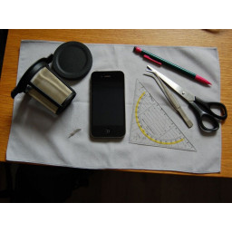 Ремонт iPhone 4 пыли сетки
